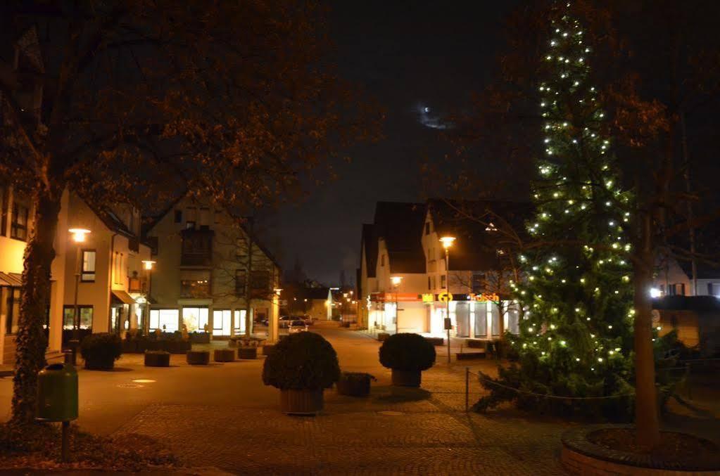 Hotel Zur Traube Moglingen Eksteriør bilde